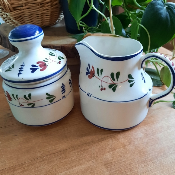Other - Handmade vintage ceramic creamer and sugar set